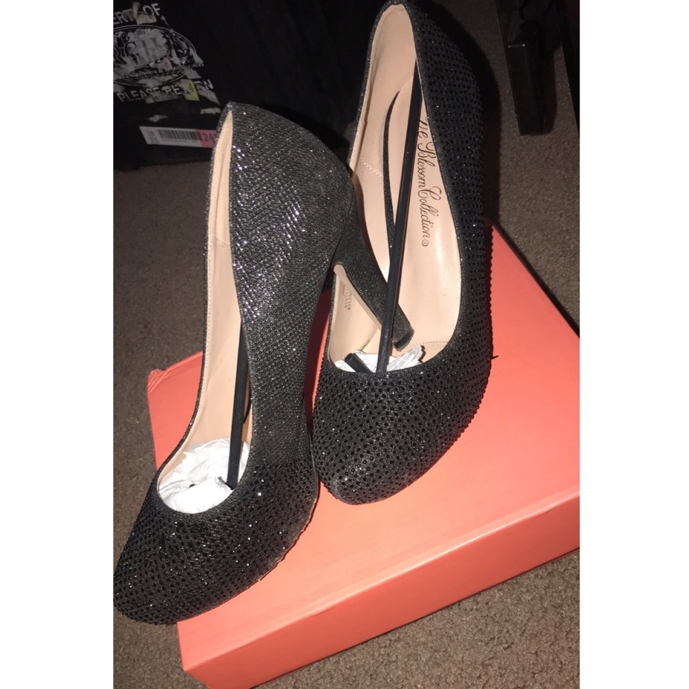 Black diamond heels